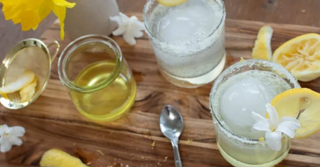 The Secret Ingredient: The "Oleo-Saccharum" Method